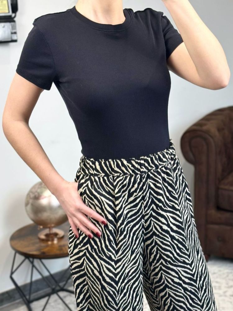 T-shirt Elina Noir