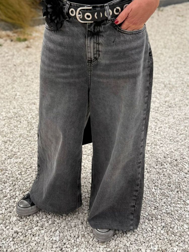 Jean's Camden Medium Grey