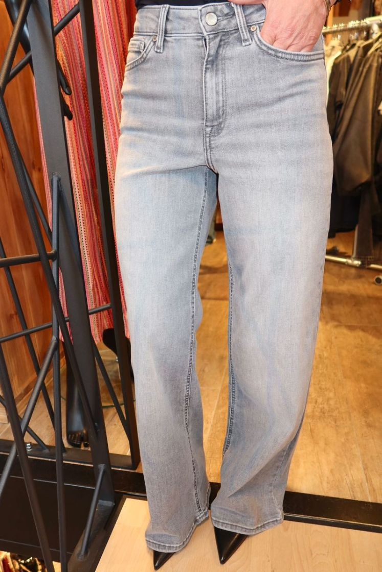 Jean's Madison Light grey