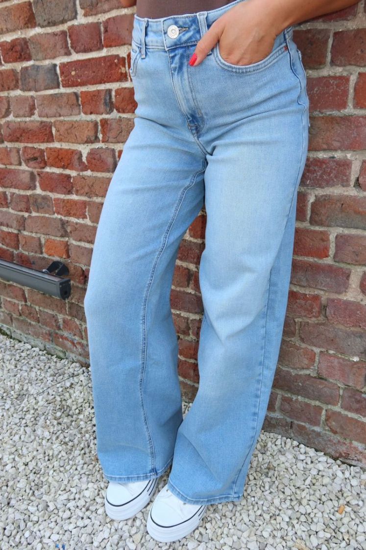 jean's Madison Light Blue Deni
