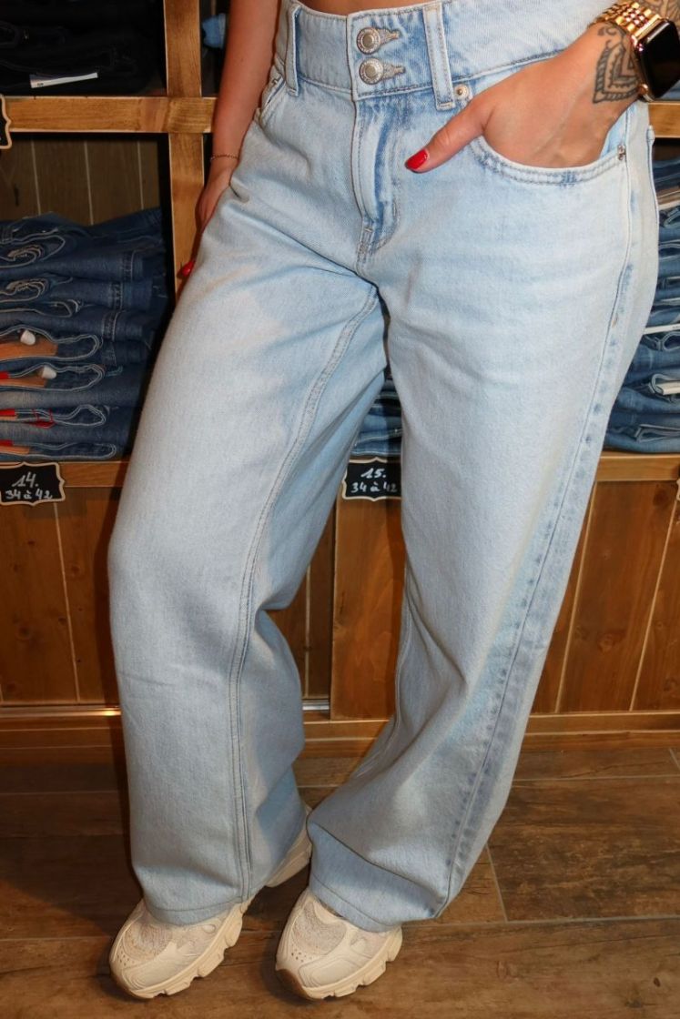 Jean's Ezra Light Blue Deni