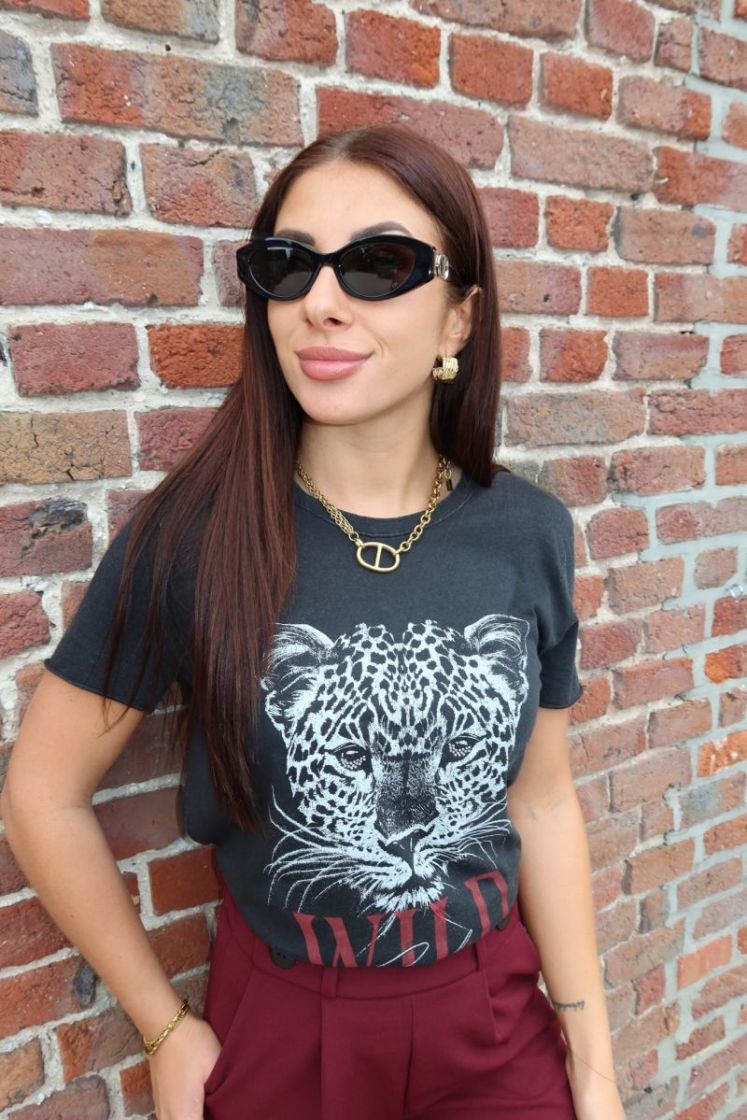 T-shirt Lucy Black / Wild so