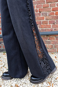Jean's Alanis Noir - Only