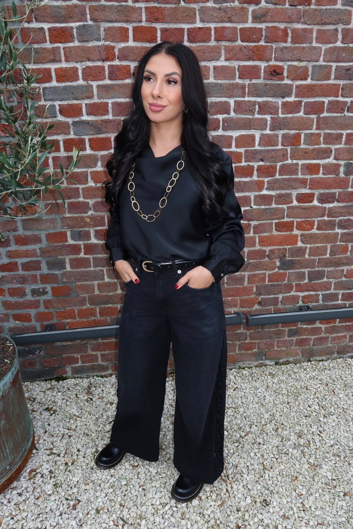 Jean's Alanis Noir - Only