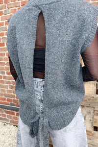 Pull Milie Gris