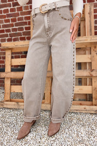 Jean's Carla Taupe